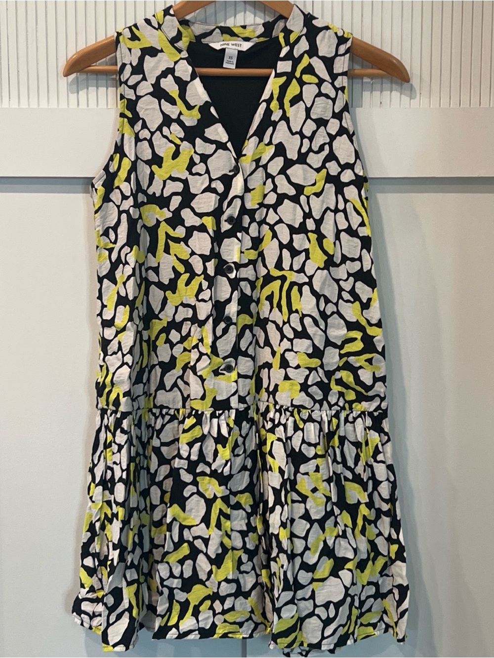 Nine West Black White and Lime Abstract Print Sleeveless Mini Dress